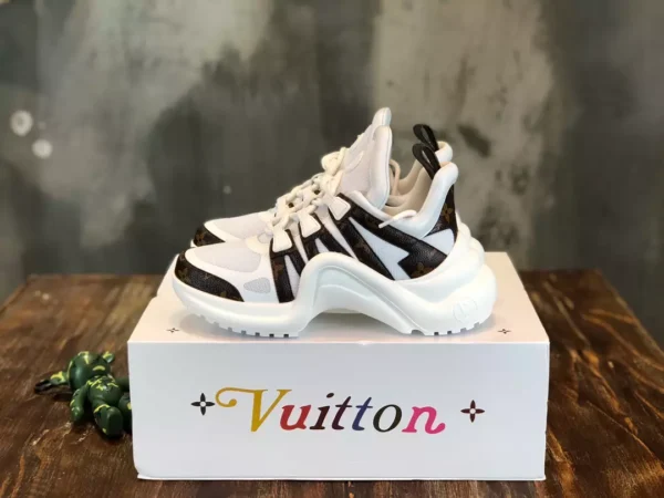 Louis Vuitton Archlight Sneaker - LS288