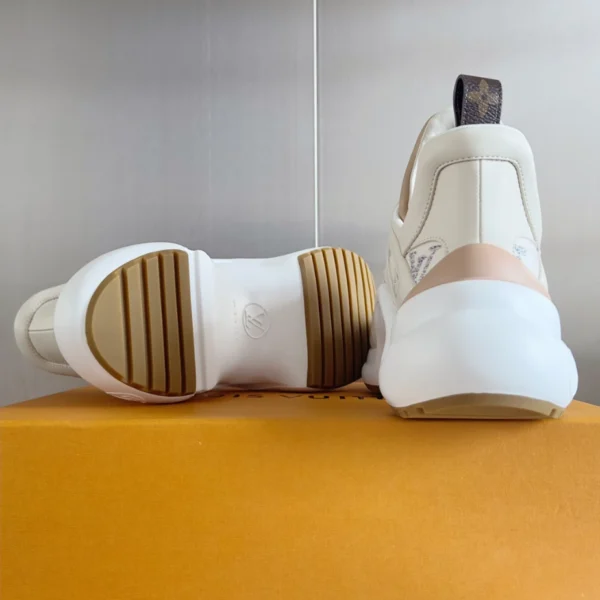 Louis Vuitton Archlight Sneaker - LS289