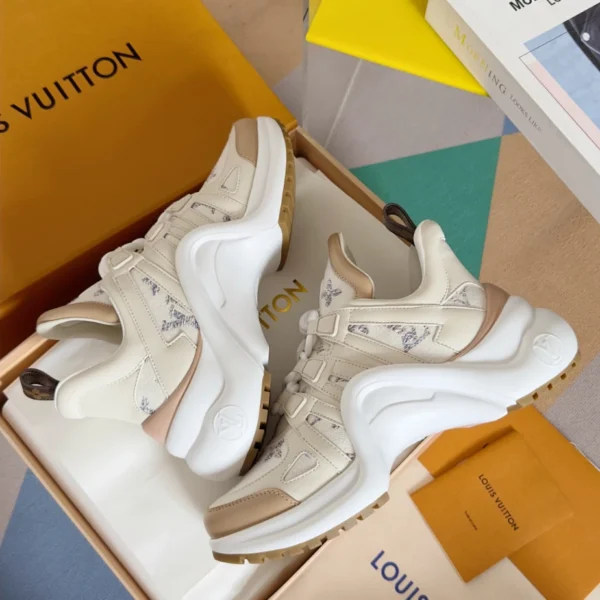 Louis Vuitton Archlight Sneaker - LS289