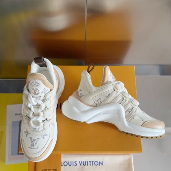 Louis Vuitton Archlight Sneaker - LS289