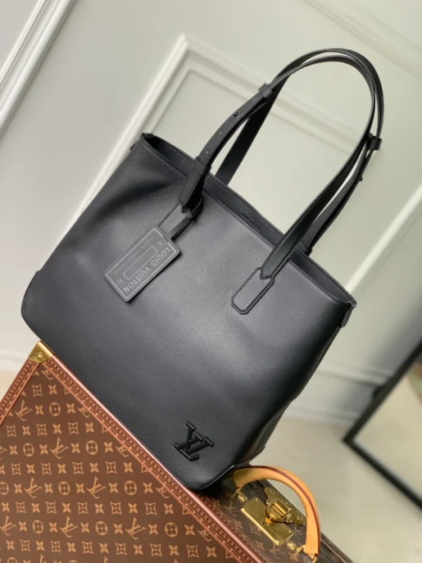 Louis Vuitton Fastline Tote Bags - LT01