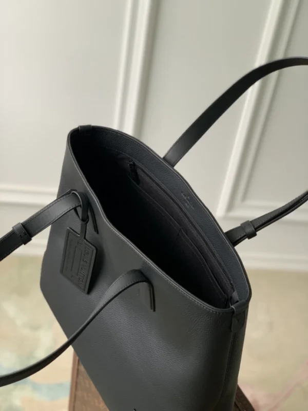 Louis Vuitton Fastline Tote Bags - LT01