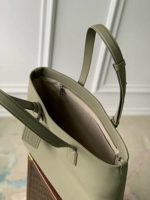 Louis Vuitton Fastline Tote Bags - LTB02