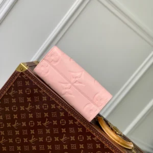 Louis Vuitton OnTheGo PM - L17