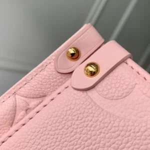 Louis Vuitton OnTheGo PM - L17