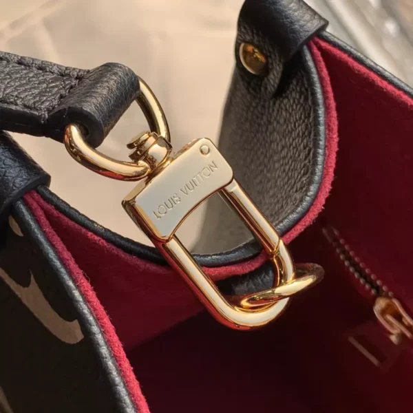 Louis Vuitton OnTheGo PM - L19