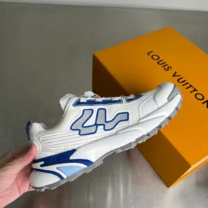 Louis Vuitton Runner Tatic Sneaker - LS278