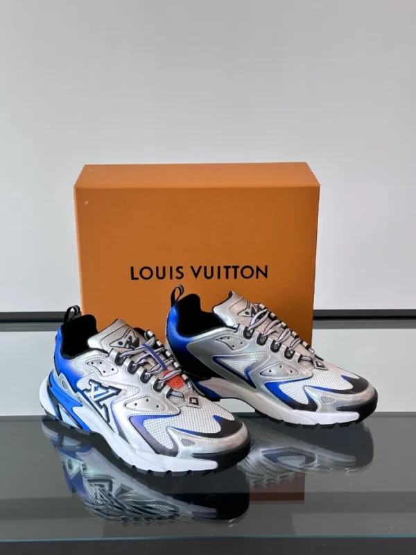 Louis Vuitton Runner Tatic Sneaker - LS290