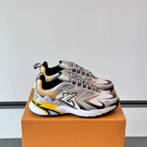 Louis Vuitton Runner Tatic Sneaker - LS291