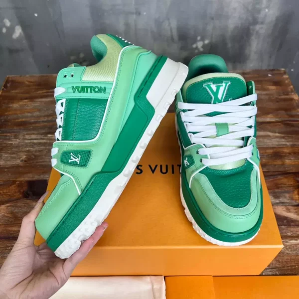 Louis Vuitton Trainer Maxi Sneakers - LS281
