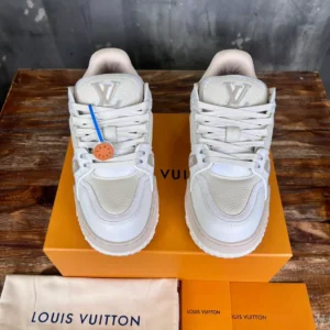 Louis Vuitton Trainer Maxi Sneakers - LS282