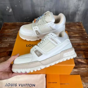 Louis Vuitton Trainer Maxi Sneakers - LS282