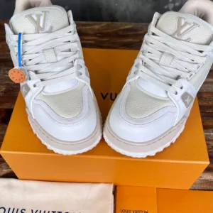 Louis Vuitton Trainer Maxi Sneakers - LS282
