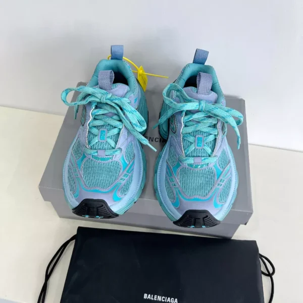 Balenciaga 6XL Sneaker 