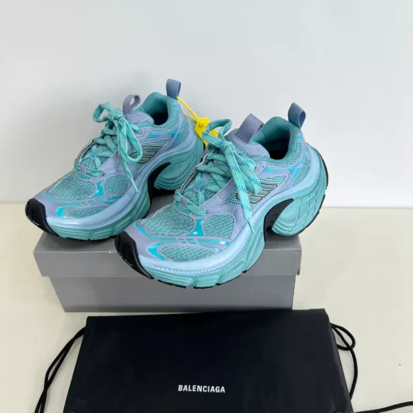 Balenciaga 6XL Sneaker 
