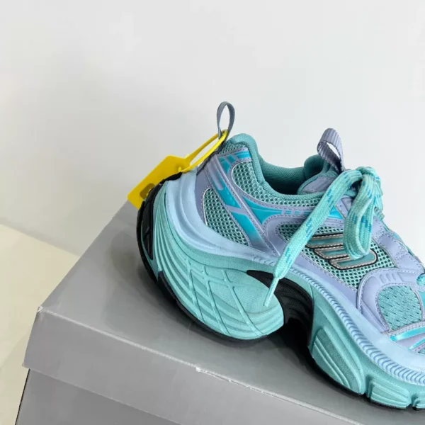 Balenciaga 6XL Sneaker 