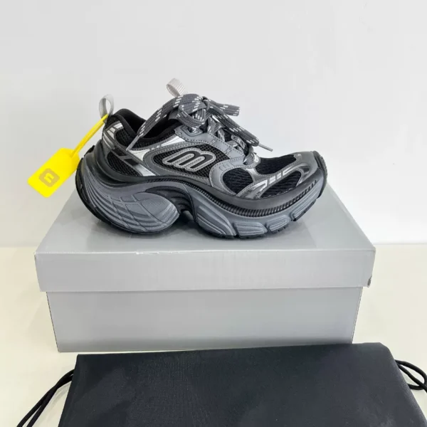 Balenciaga 6XL Sneaker - GS113