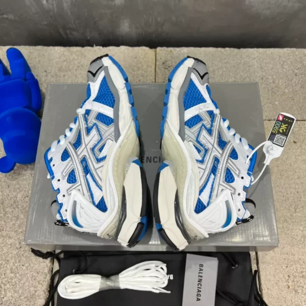 Balenciaga Runner Sneaker - GS121