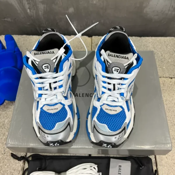 Balenciaga Runner Sneaker - GS121