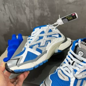 Balenciaga Runner Sneaker - GS121