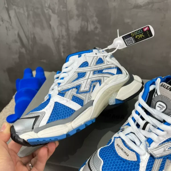 Balenciaga Runner Sneaker - GS121