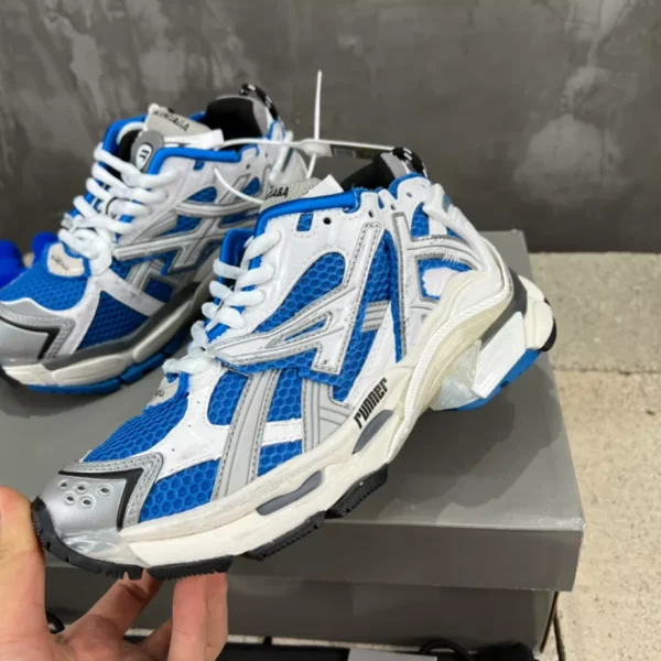 Balenciaga Runner Sneaker - GS121