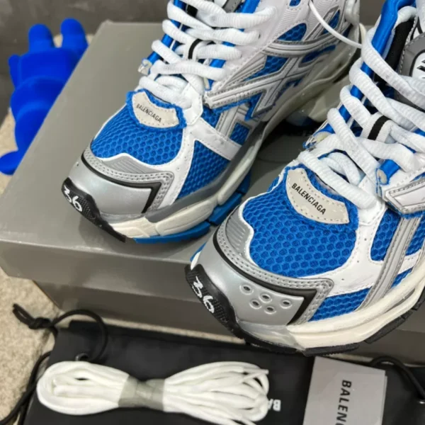 Balenciaga Runner Sneaker - GS121