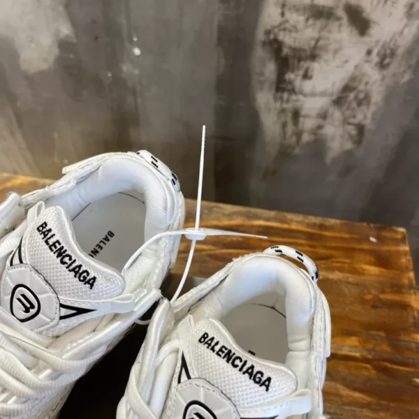 Balenciaga Runner Sneaker - GS123
