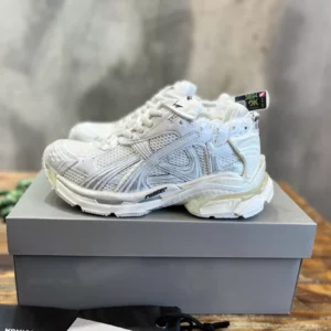 Balenciaga Runner Sneaker - GS123