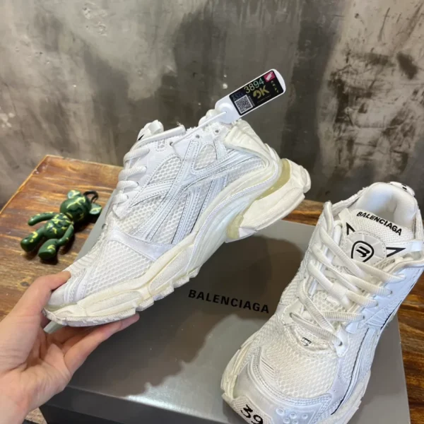 Balenciaga Runner Sneaker - GS123