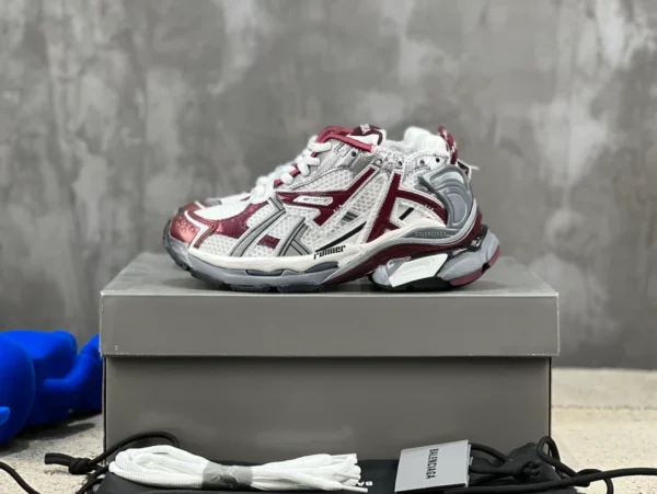 Balenciaga Runner Sneaker - GS124