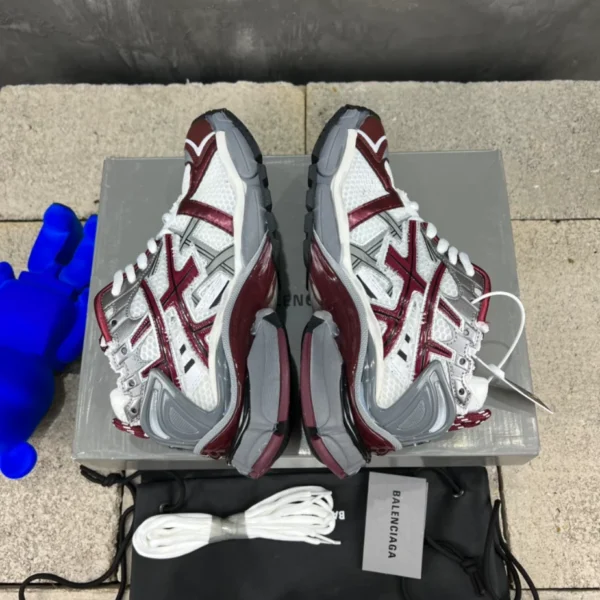 Balenciaga Runner Sneaker - GS124