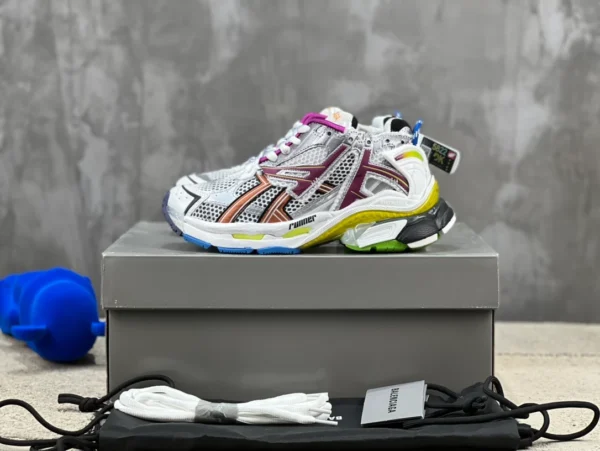 Balenciaga Runner Sneaker - GS125