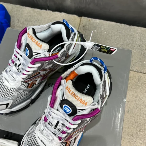 Balenciaga Runner Sneaker - GS125