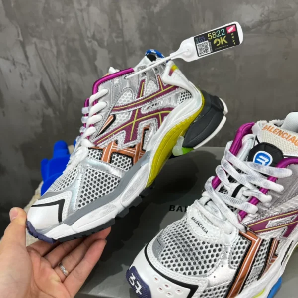 Balenciaga Runner Sneaker - GS125