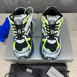 Balenciaga Runner Sneaker - GS126