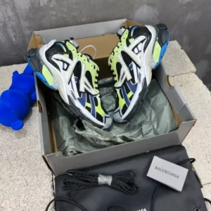 Balenciaga Runner Sneaker - GS126