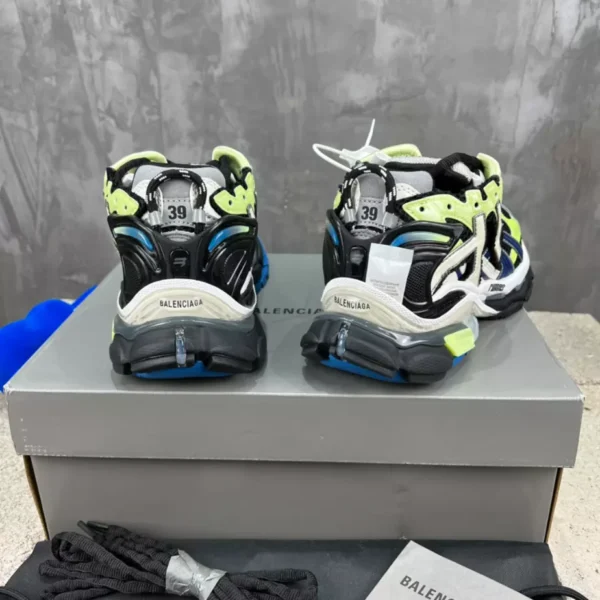 Balenciaga Runner Sneaker - GS126