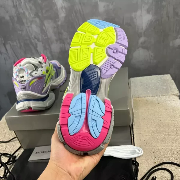 Balenciaga Runner Sneaker - GS127
