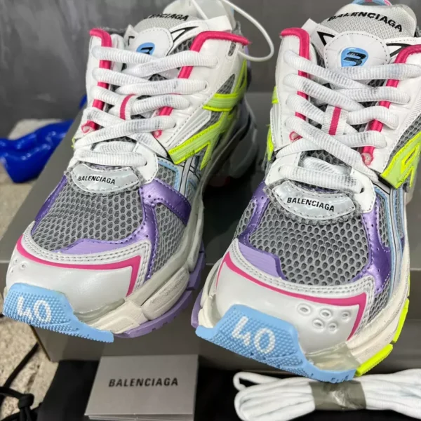 Balenciaga Runner Sneaker - GS127