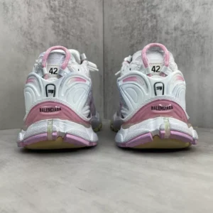 Balenciaga Runner Sneaker - GS129