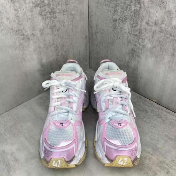 Balenciaga Runner Sneaker - GS129