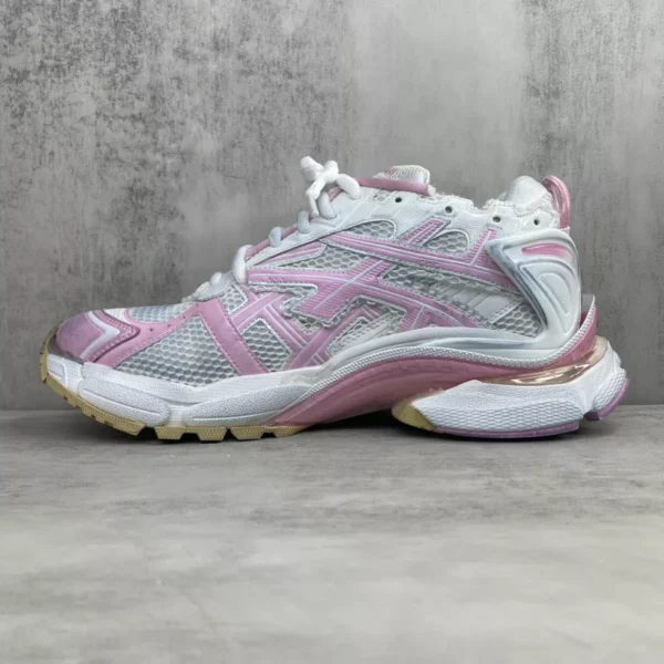 Balenciaga Runner Sneaker - GS129