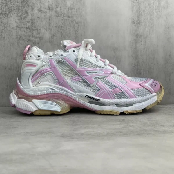Balenciaga Runner Sneaker - GS129