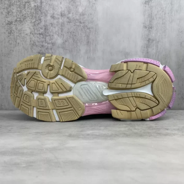 Balenciaga Runner Sneaker - GS129