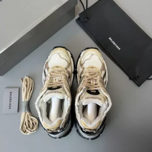 Balenciaga Runner Sneaker - GS130