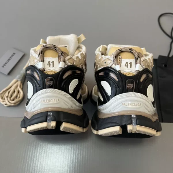 Balenciaga Runner Sneaker - GS130