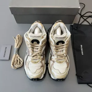 Balenciaga Runner Sneaker - GS130