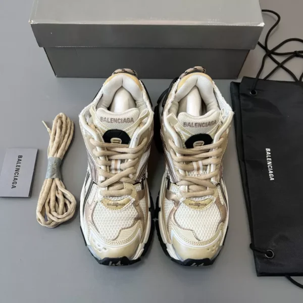 Balenciaga Runner Sneaker - GS130