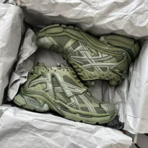 Balenciaga Runner Sneaker - GS131